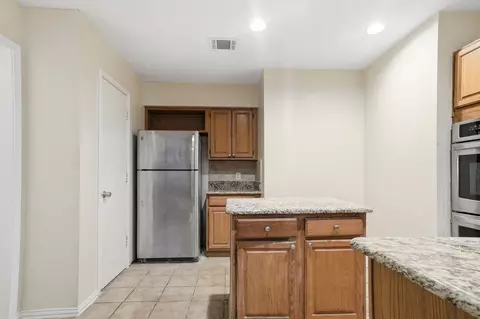 Kitchen - 4147 Cedar Dr, Grapevine, TX 76051 photo 2 of 3