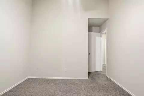 Bedroom - 4147 Cedar Dr, Grapevine, TX 76051 photo 7 of 9