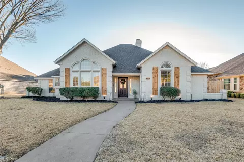 934 Fairway Dr, Duncanville, TX 75137