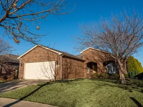 7548 Pasatiempo Dr, Frisco, TX 75036