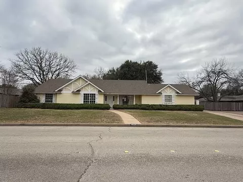 4625 Barwick Dr, Fort Worth, TX 76132