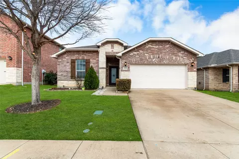 633 Denali Dr, Arlington, TX 76002