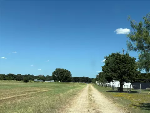 7031 Golinda Dr, Lorena, TX 76655