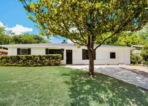 208 Austin Ave, Corsicana, TX 75110