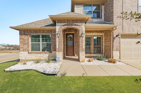 12301 Cedar Knoll Dr, Burleson, TX 76028