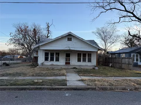 602 5th St, Brownwood, TX 76801