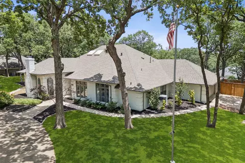 223 Westwood Dr, Southlake, TX 76092
