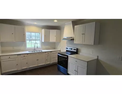 4302 Roberts St, Greenville, TX 75401