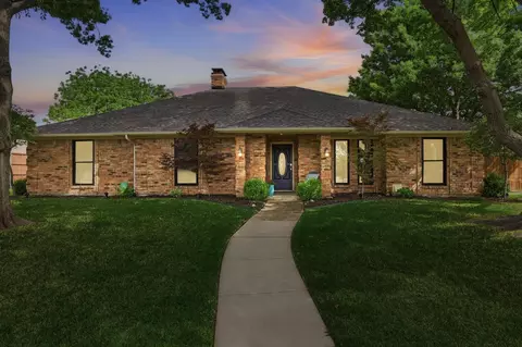 1209 O Shannon Ln, Garland, TX 75044