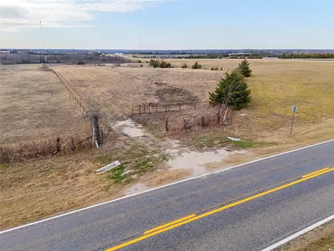 18528 E Fm 1396, Windom, TX 75492 photo 22