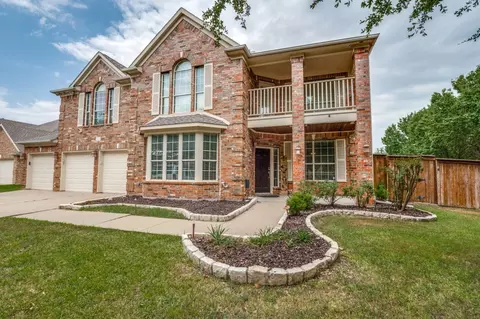 200 Bayonne Dr, Mansfield, TX 76063