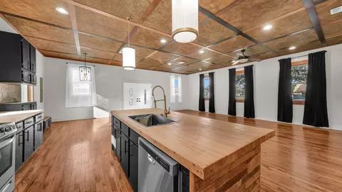 405 S Bowie Dr, Weatherford, TX 76086