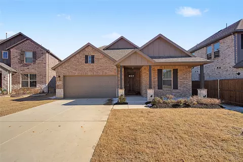2614 Dakota Cir, Corinth, TX 76210