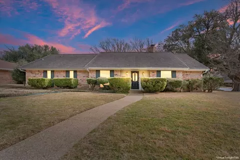 5224 Lake Arrowhead Dr, Waco, TX 76710