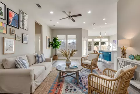 1210 Morrell Ave, Dallas, TX 75203