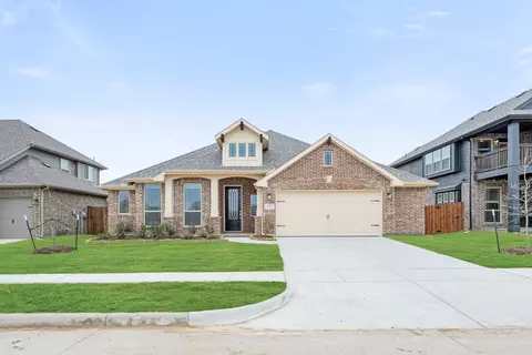 152 Rosewood Dr, Glenn Heights, TX 75154