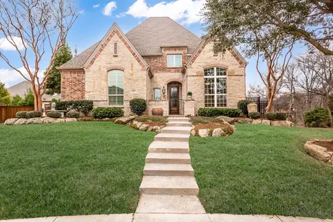 907 Clear Water Dr, Allen, TX 75013