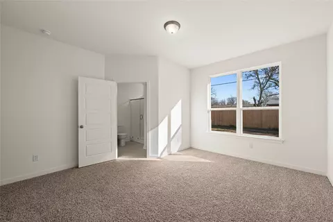 Bedroom - 117 Adaline Bnd, Mcgregor, TX 76657 photo 6 of 6
