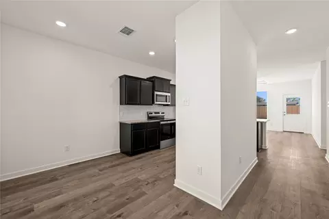 Entry Way - 117 Adaline Bnd, Mcgregor, TX 76657 photo 3 of 5