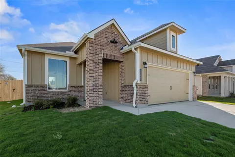 Exterior - 117 Adaline Bnd, Mcgregor, TX 76657 photo 3 of 5