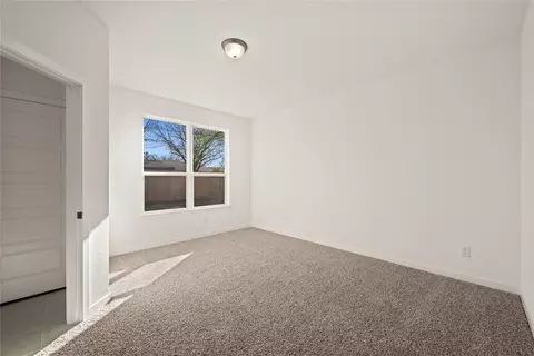 Bedroom - 117 Adaline Bnd, Mcgregor, TX 76657 photo 5 of 6