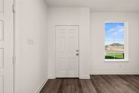 Entry Way - 117 Adaline Bnd, Mcgregor, TX 76657 photo 2 of 5