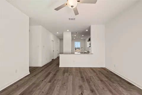 Living - 117 Adaline Bnd, Mcgregor, TX 76657 photo 4 of 4