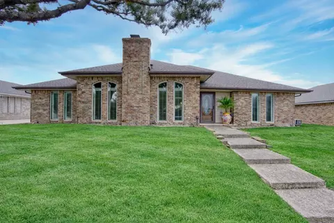 2246 Valley Ml, Carrollton, TX 75006