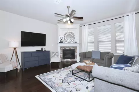 1104 3rd St, Argyle, TX 76226
