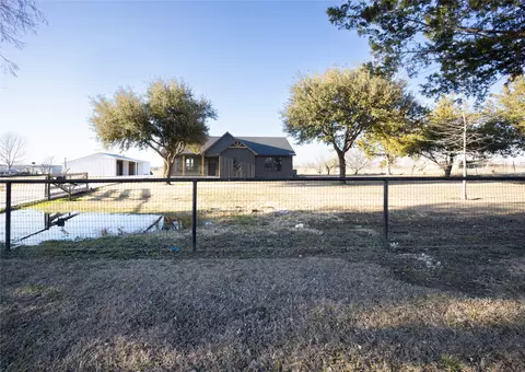 230 Fm 1183, Alma, TX 75119