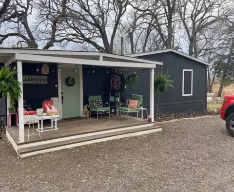 17540 Old George Dr, Terrell, TX 75160
