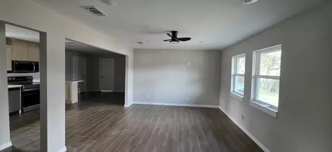 4017 Pickett St, Greenville, TX 75401