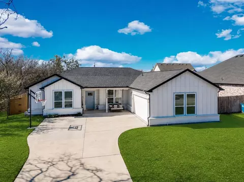 5622 Mesa Loop, Granbury, TX 76048