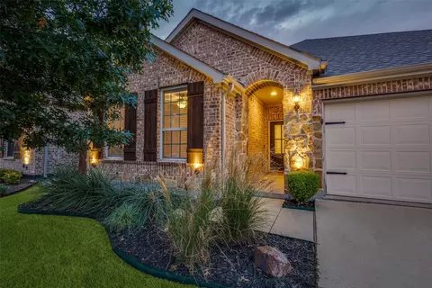 Exterior - 413 Yellowstone Dr, Celina, TX 75009 photo 2 of 3