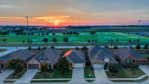 View/Area - 413 Yellowstone Dr, Celina, TX 75009 photo 4 of 8