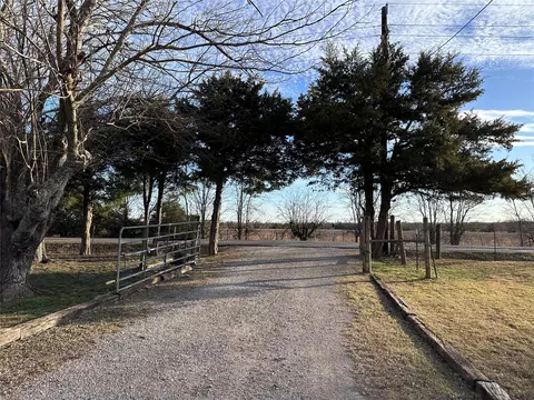 19487 County Road 656, Farmersville, TX 75442 | MLS# 21170585 | 26 ...