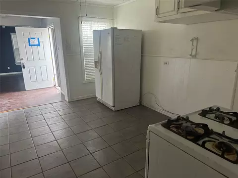 Entry Way - 3204 N 31st St, Waco, TX 76708 photo 1 of 1