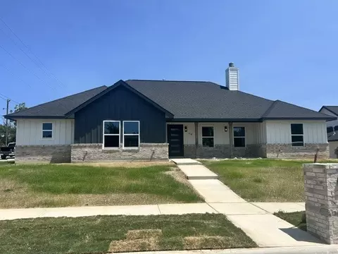 610 N N Ml, Weatherford, TX 76086