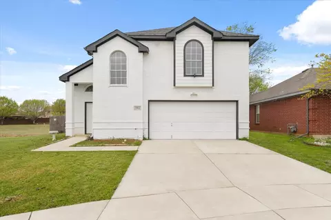 7901 Crouse Dr, Fort Worth, TX 76137