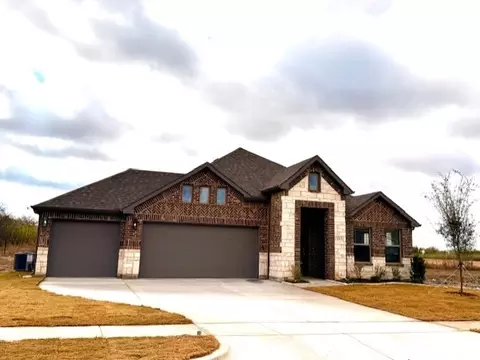 1953 Nightfall Dr, Alvarado, TX 76009