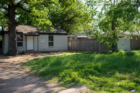 2416 Smith Ave, Irving, TX 75061