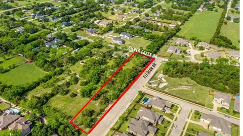 1000 Silver Creek Dr, Desoto, TX 75115