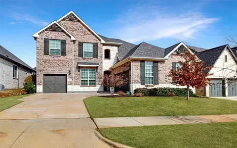 917 Fallbrook Ave, Denton, TX 76210