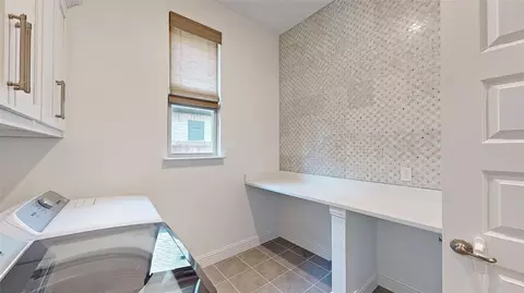 Other - 817 Fallbrook Ave, Denton, TX 76210 photo 9 of 11