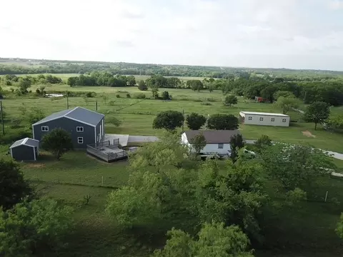 825 County Road 3655, Paradise, TX 76073