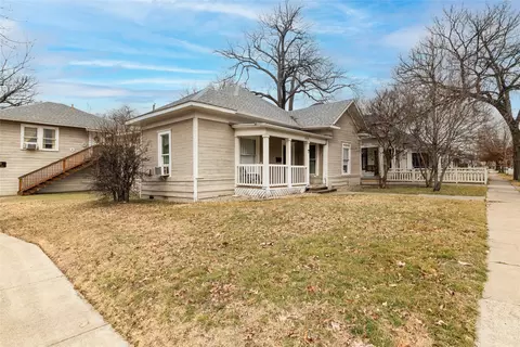 1626 College Ave, Fort Worth, TX 76104