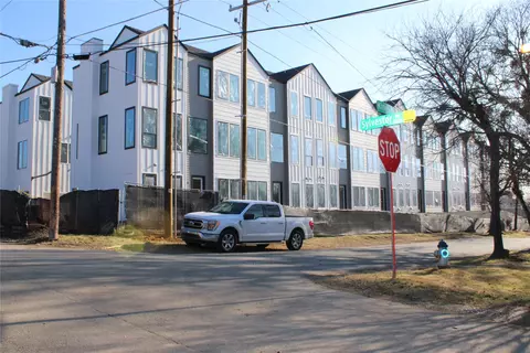 4706 Sylvester St, Dallas, TX 75219