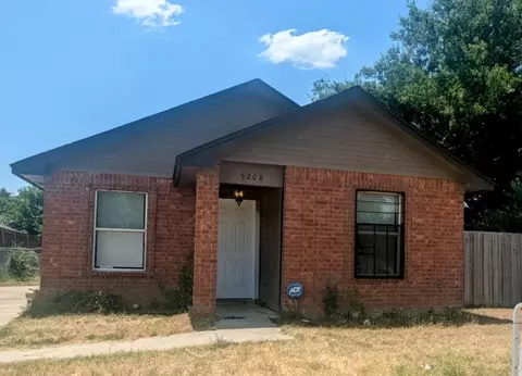 5208 Carol Ave, Fort Worth, TX 76105