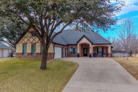 9001 Ravenswood Rd, Granbury, TX 76049