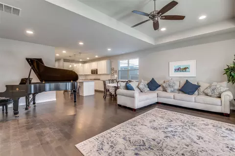 5857 Coleman St, Westworth Village, TX 76114